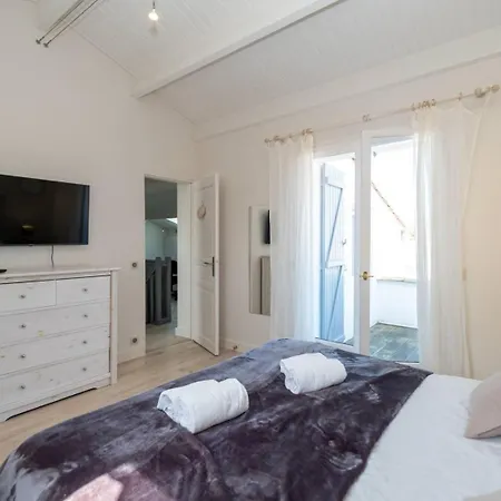 Les Iles Sous Le Vent - Maison Pour Les Grandes Tribus Saint-Martin-de-Ré